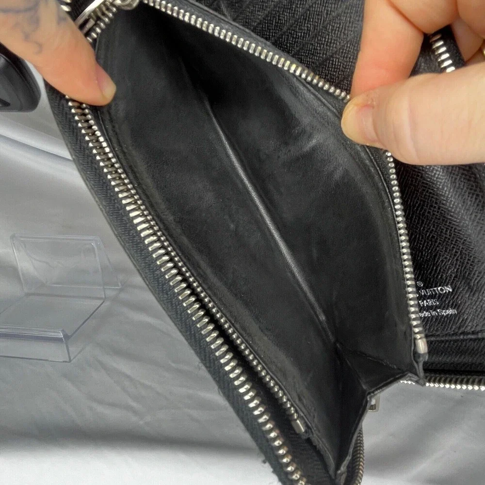 Louis Vuitton Wallet Damier Graphite Zip Around Travel Wallet, Code: CA 0112